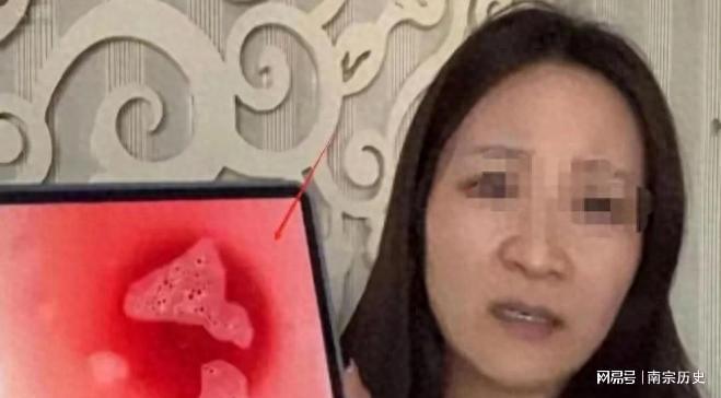 判决公布庭审现场曝光网友：罚太轻了九游会j9登陆罪有应得！红内裤事件(图6)